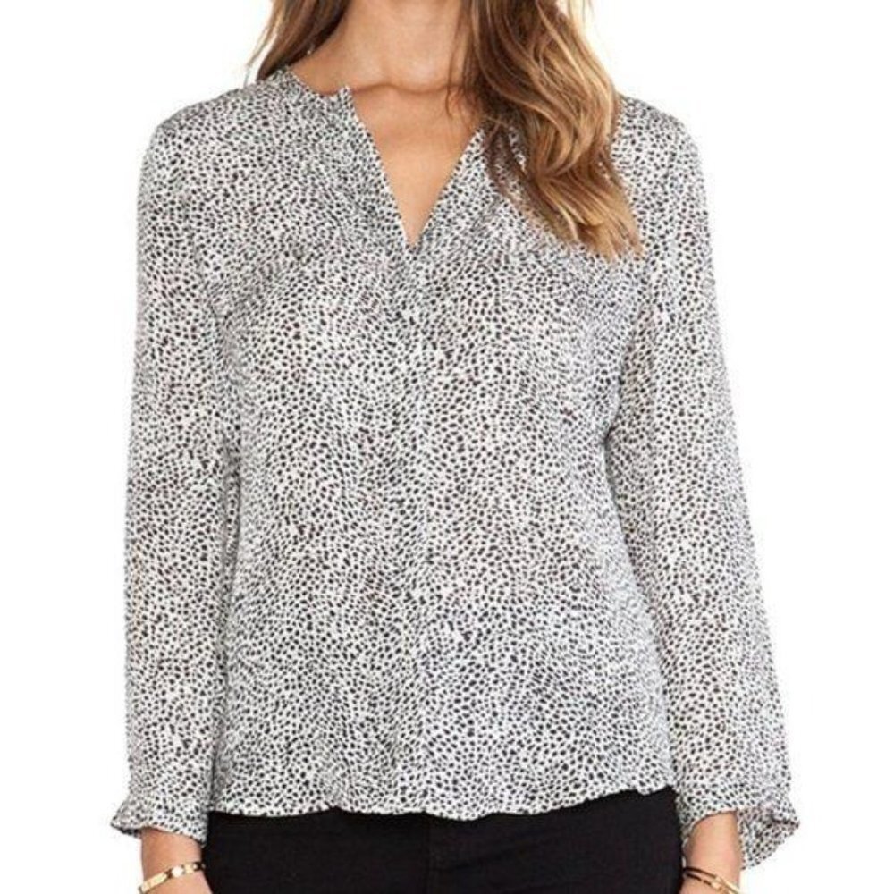 Joie Purine 100% Silk Button Down Blouse White Leopard Print Split Neck Sz Small